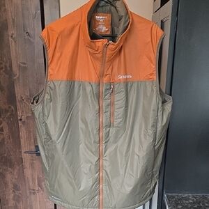 Simms Men's Two-Tone Outdoor Vest Insulated